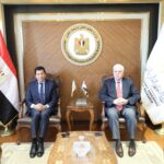 تكريم الإعلامية عبير سلامة مدير تنفيذي مجلة نهر الأمل خلال المؤتمر الدولي للصحة النفسية