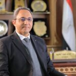 محافظ قنا: صيانة وتركيب كشافات جديدة بعدد من القرى لرفع كفاءة منظومة الإنارة