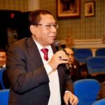 وكيل صحة المنوفية في جولة مفاجئة بقويسنا المركزي: إشادة بالعناية والحضانات وتكريم فريق العمليات