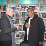 محافظ قنا ومدير الأمن يضعان إكليلًا من الزهور على النصب التذكاري لشهداء الشرطة في ذكراهم الـ74