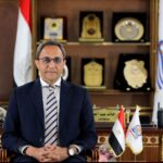 د عصام شرف يشهد مناقشة ملف «الشراكة بين الدولة والمجتمع المدني والقطاع الخاص» بمعرض الكتاب