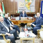 فنون الاحتواء وإعادة بناء الجسر مع المراهق