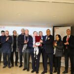 لألئ متألقة إبحار أدبي في بصمة المرأة العربية وإرادتها