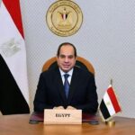 من المعطف الأبيض إلى المكتب التنفيذي