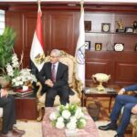 محافظ الفيوم يتفقد المستشفى العام ويوجه بتعديل نوبتجيات الأطباء ببعض الأقسام