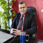 رئيس جامعة المنوفية يعقد لقاء مع الأطقم الطبية بمعهد الكبد القومي ويستمع للعاملين ويشيد بإنجاز الاعتماد الكامل من الهيئة العامة للاعتماد والرقابة الصحية