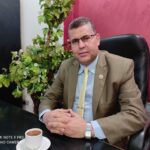 قصة مناضل في بلاد الغربه