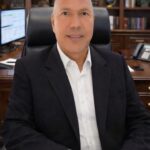 رئيس مركز نجع حمادي يستقبل الأنبا بضابا ووفد الكنائس لتقديم التهاني بعيد الفطر المبارك