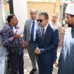 الوجه الآخر لرجل الأعمال