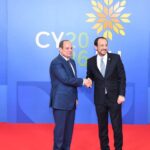 سلسلة عباقره من خارج القاعات