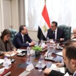 ترمب يناور بين التهدئة والتصعيد ويضع إيران أمام خيارين حاسمين
